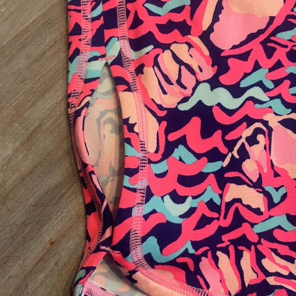 Lilly Pulitzer Luxletic Weekender Capri - Picture 4 of 6